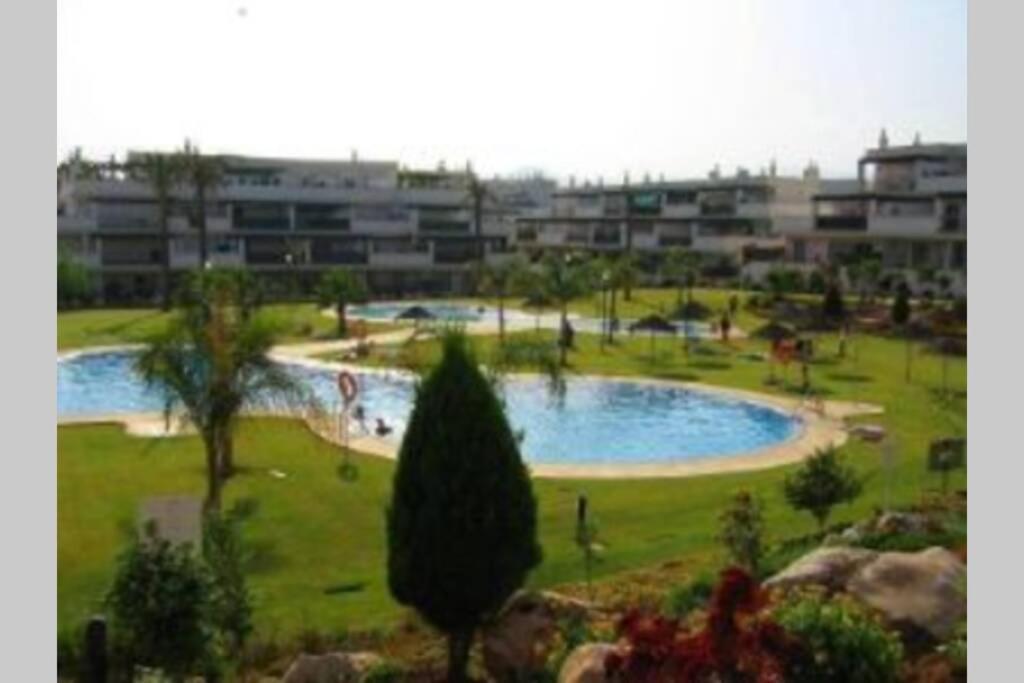 Puerto Banus Lorcrimar V